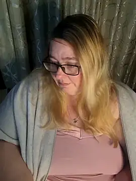 Iceprincess2bad4u online show from June 2026 06:35:02 PM