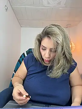 YummyAnna  online show from July 2026 08:37:01 PM
