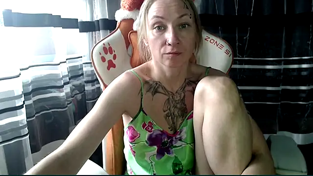 cold lollipop online show from May 2026 06:20:01 AM