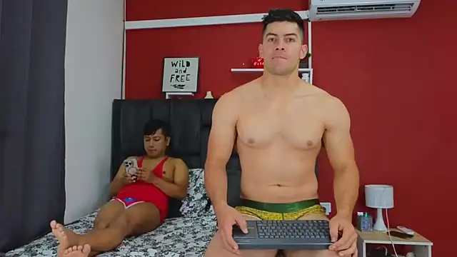 FelipeAndMarcello3 online show from January 2025 02:35:01 PM