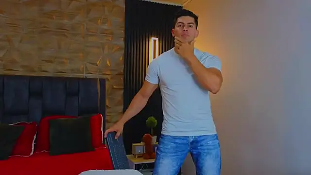 FelipeAndMarcello3 online show from March 2025 10:38:01 PM