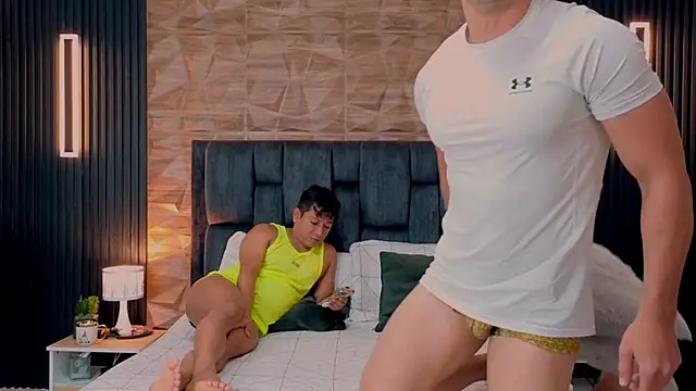 FelipeAndMarcello3 online show from September 2025 02:06:01 PM