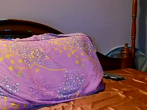 Snapshot of piratess chatting on December 2024 03:03:02 AM piratess online show from December 2024 03:03:02 AM