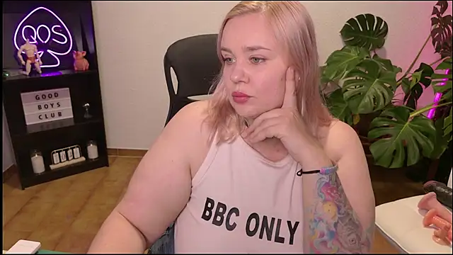 MargotGrey online show from July 2026 10:44:01 AM