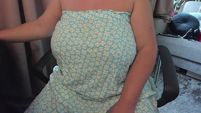 Snapshot of Anita-boobs chatting on July 2026 01:30:01 PM Anita-boobs online show from July 2026 01:30:01 PM