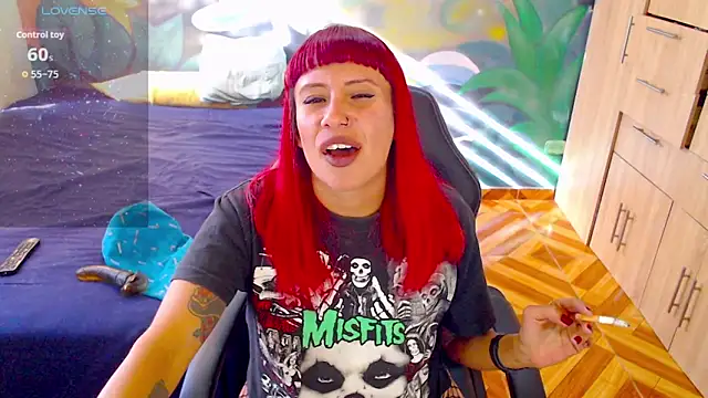 Eimy lorens online show from November 2025 08:14:01 PM