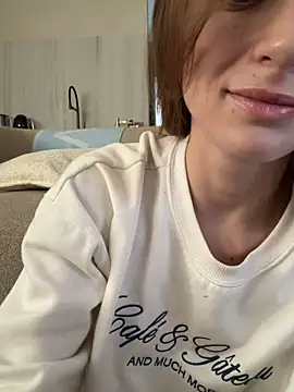 Snapshot of -AngelAri- chatting on June 2026 01:02:01 PM -AngelAri- online show from June 2026 01:02:01 PM