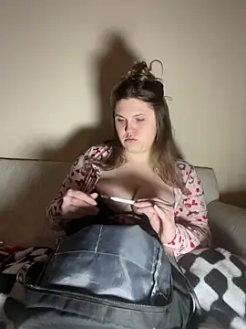 Snapshot of daddyarimm chatting on December 2025 08:37:02 PM daddyarimm online show from December 2025 08:37:02 PM