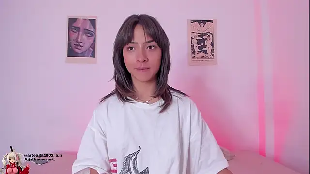 Snapshot of Moonlight1002 chatting on November 2025 07:57:01 AM Moonlight1002 online show from November 2025 07:57:01 AM