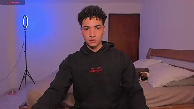 Snapshot of MitchellXD chatting on January 2025 12:22:02 PM MitchellXD online show from January 2025 12:22:02 PM