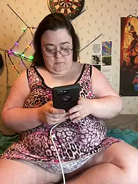 Snapshot of SexyxLexie chatting on December 2024 07:19:02 AM SexyxLexie online show from December 2024 07:19:02 AM