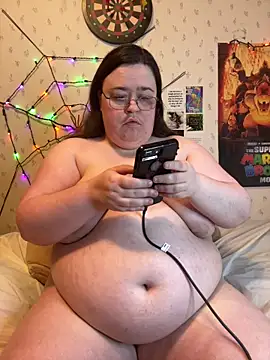 Snapshot of SexyxLexie chatting on May 2026 06:19:02 AM SexyxLexie online show from May 2026 06:19:02 AM