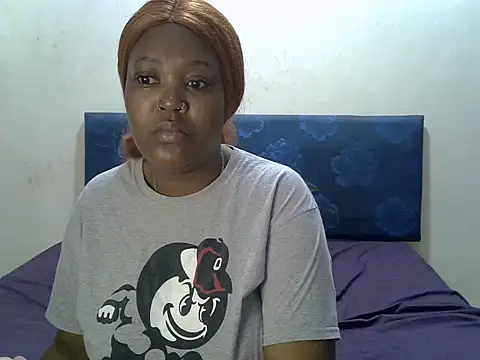 Snapshot of Spice202 chatting on September 2025 06:24:01 AM Spice202 online show from September 2025 06:24:01 AM