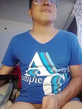 Mghty-cockl88 online show from November 2025 01:58:01 PM