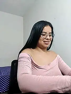 charlotte moineau online show from February 2025 02:39:02 AM