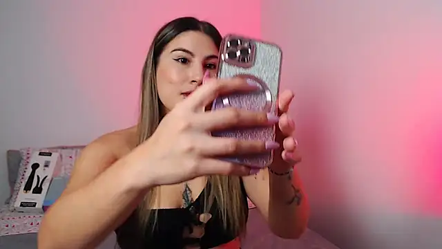 amelie collins online show from January 2025 10:38:01 PM