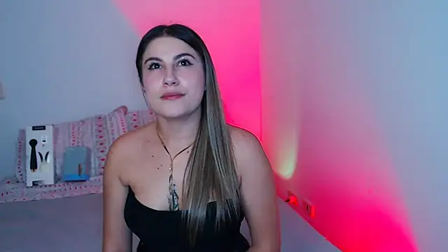 amelie collins online show from February 2025 03:30:01 AM