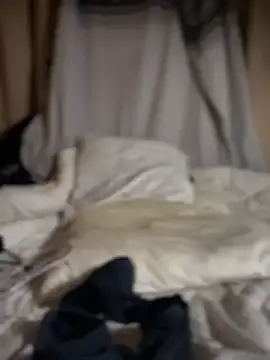 Snapshot of shehandme chatting on March 2026 04:47:01 AM shehandme online show from March 2026 04:47:01 AM