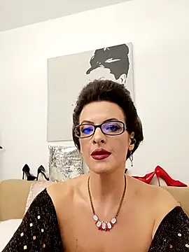 Snapshot of RebeccaNoble chatting on November 2025 06:19:01 PM RebeccaNoble online show from November 2025 06:19:01 PM