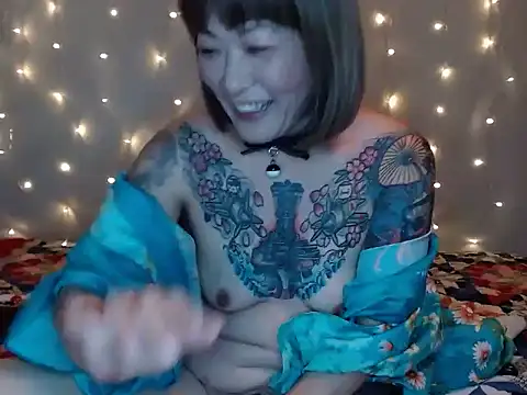 Snapshot of Megumi81 chatting on March 2025 12:27:01 AM Megumi81 online show from March 2025 12:27:01 AM