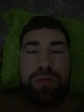 Miguelpm04 online show from December 2025 11:00:02 PM