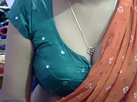 Snapshot of Your_wild_Dia chatting on November 2025 06:52:01 AM Your wild Dia online show from November 2025 06:52:01 AM