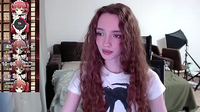 Snapshot of Weeissy chatting on March 2025 10:42:01 PM Weeissy online show from March 2025 10:42:01 PM