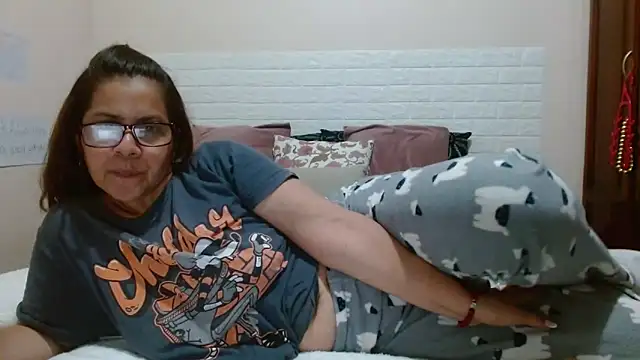 Snapshot of Sara_Brandon chatting on September 2025 02:59:02 AM Sara Brandon online show from September 2025 02:59:02 AM