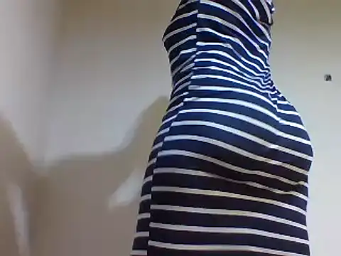 Snapshot of sweetelle09 chatting on March 2025 09:35:01 PM sweetelle09 online show from March 2025 09:35:01 PM