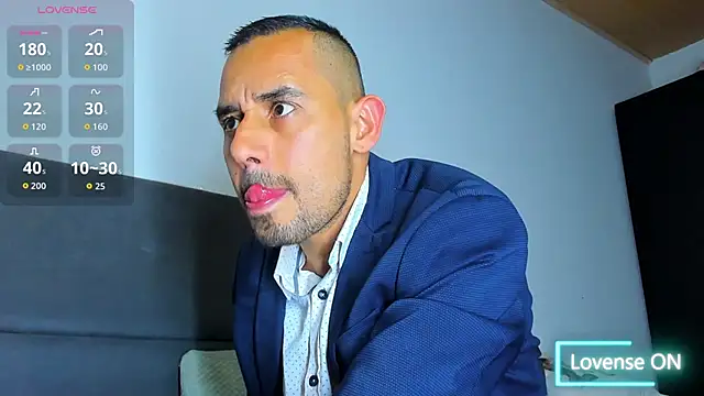 jhonyalzate2 online show from November 2025 03:09:02 AM