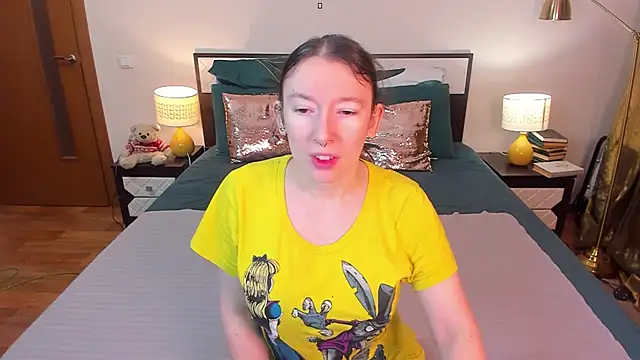 Snapshot of CatherineWalls chatting on February 2026 05:02:02 AM CatherineWalls online show from February 2026 05:02:02 AM