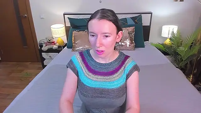 Snapshot of CatherineWalls chatting on February 2026 02:31:02 AM CatherineWalls online show from February 2026 02:31:02 AM