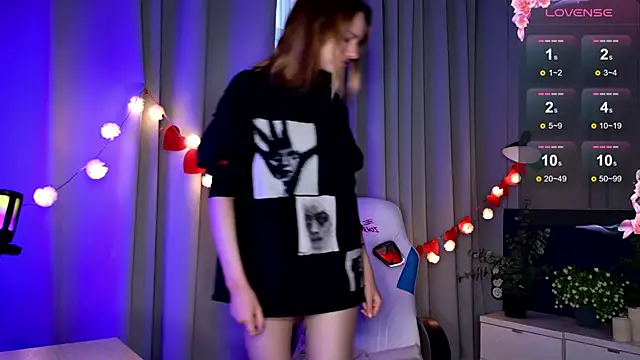 Ramona    online show from February 2025 06:12:02 AM