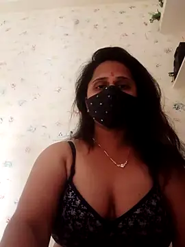 Snapshot of Indiantina chatting on December 2024 08:33:02 AM Indiantina online show from December 2024 08:33:02 AM