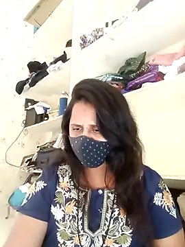 Indiantina online show from November 2025 09:12:02 AM