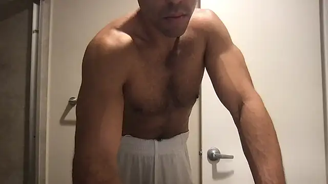 BigGuyMuscle online show from December 2025 01:10:02 AM