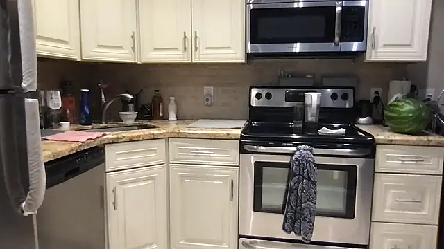 BigGuyMuscle online show from January 2026 04:22:02 PM