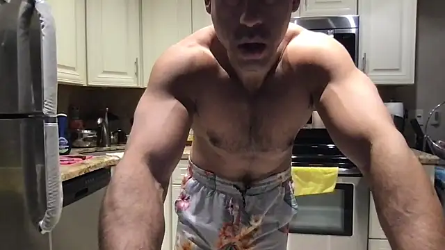 BigGuyMuscle online show from February 2026 03:05:01 AM