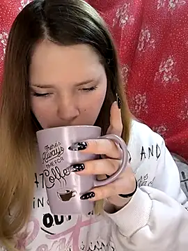 Zuli Kiska online show from March 2026 07:53:01 PM