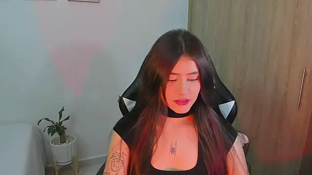 iriswest  online show from February 2025 03:18:02 AM