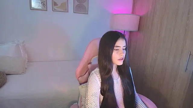 iriswest  online show from September 2025 11:41:02 PM