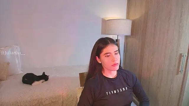 iriswest  online show from November 2025 12:24:01 AM