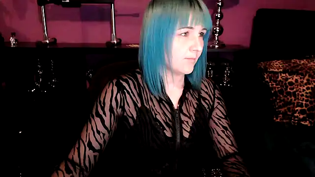 beauty-of-pain online show from May 2026 07:21:01 PM