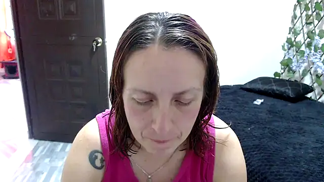 Snapshot of kittykalor09 chatting on June 2026 09:35:02 PM kittykalor09 online show from June 2026 09:35:02 PM