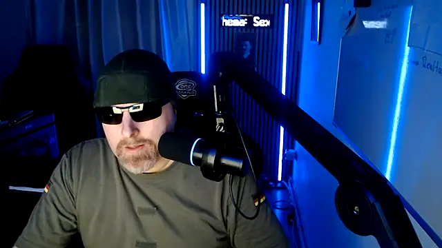 DerPornoPete online show from February 2026 11:21:02 PM