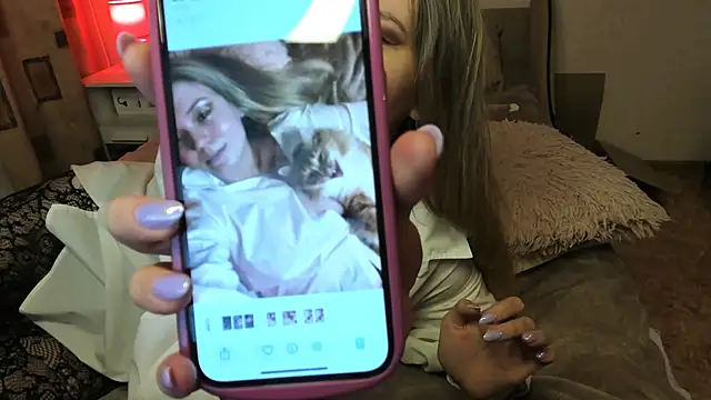 Snapshot of Vivian_Davis chatting on January 2025 07:32:01 PM Vivian Davis online show from January 2025 07:32:01 PM