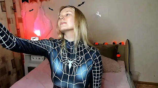 Snapshot of Vivian_Davis chatting on November 2025 05:56:01 PM Vivian Davis online show from November 2025 05:56:01 PM