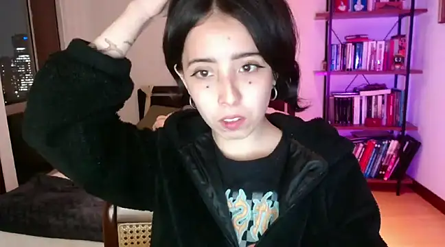 babyluna 8 8 online show from February 2025 11:37:02 PM