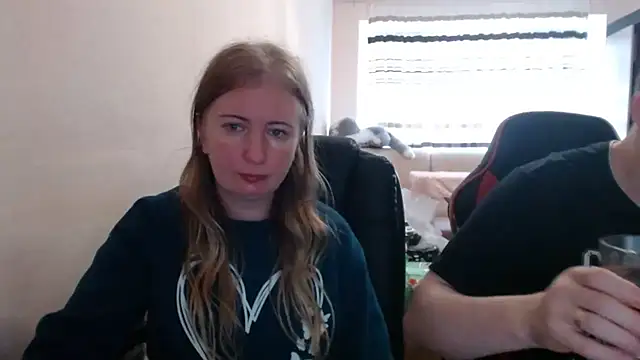 PeterAndJen online show from November 2025 08:37:02 AM