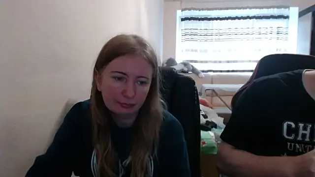 PeterAndJen online show from November 2025 08:46:01 AM